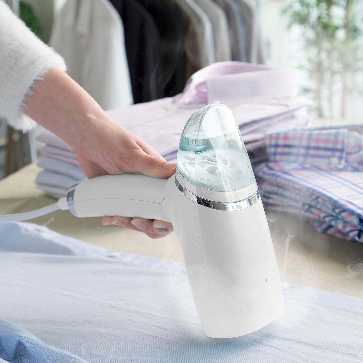 Fixrein SteamPro™ – Tragbarer Dampfglätter für Kleidung (1000W)